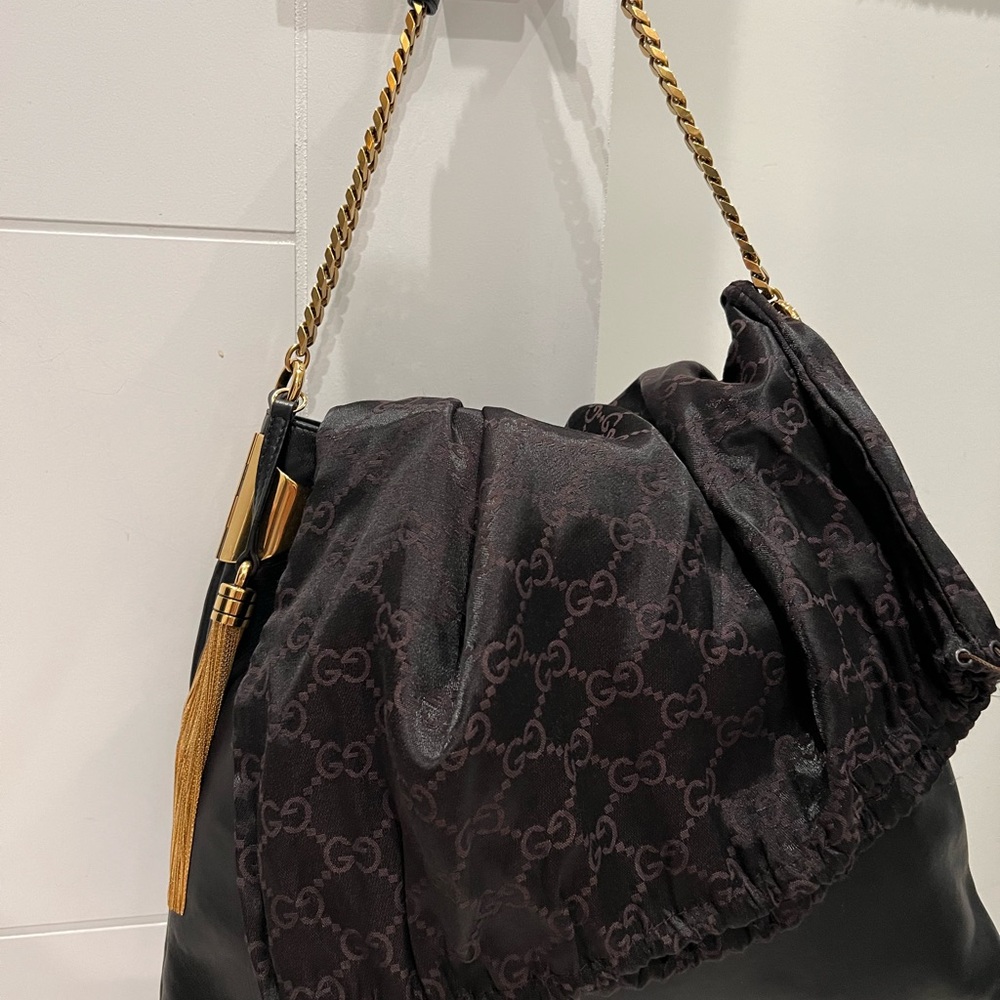 Gucci shoulder bag